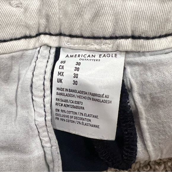 Men’s American Eagle Navy Blue Shorts - Size 30 Waist - Picture 3 of 3